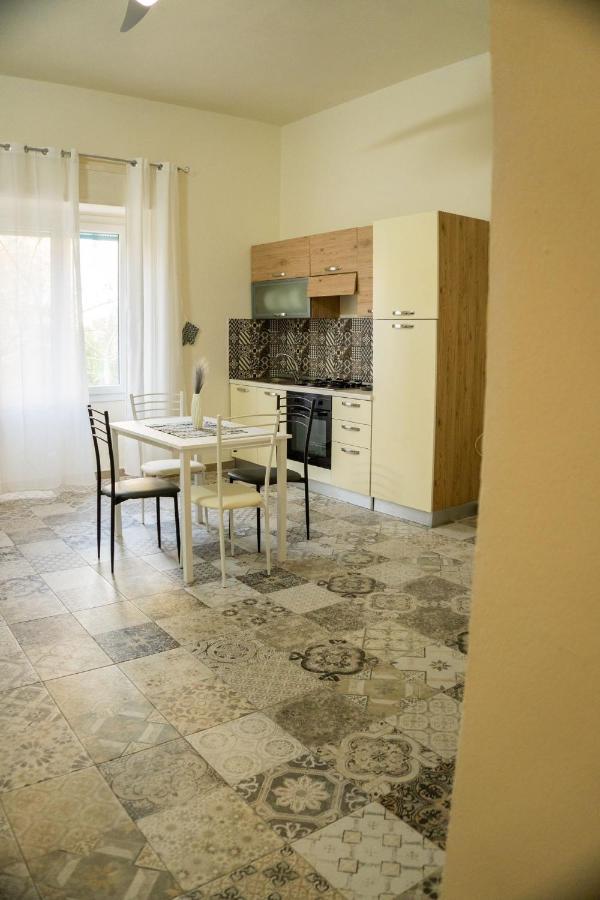Janas Apartment Porto Torres Exterior photo